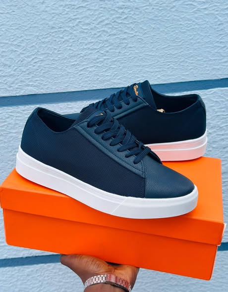 Quality SNEAKERS photo 4