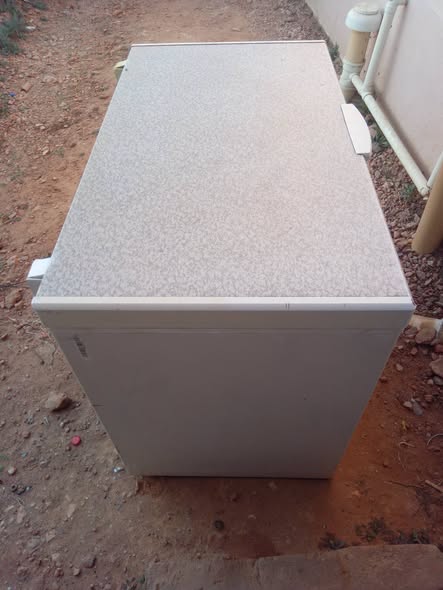 320litre deep freezer photo 3