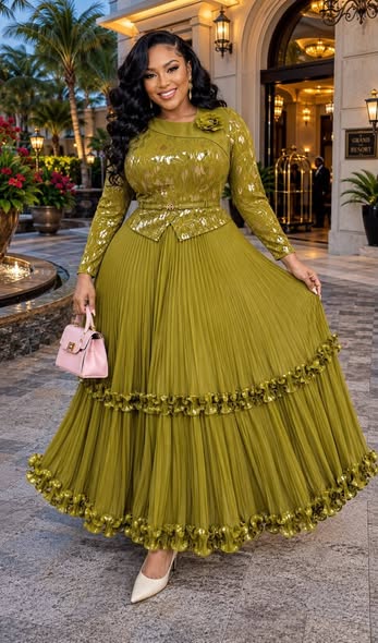 Woman dresses photo 4