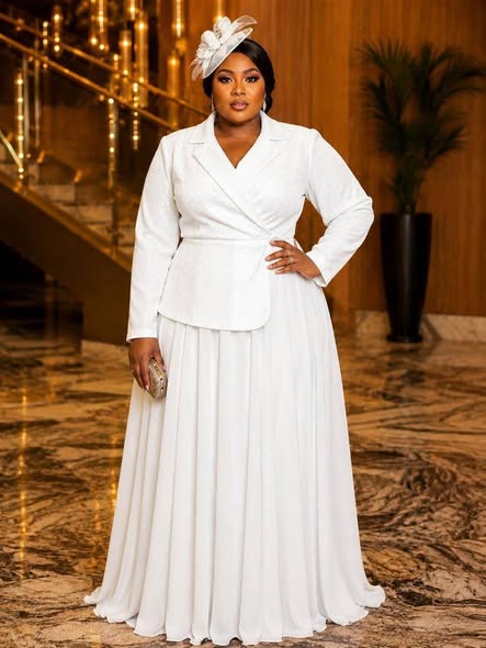 Woman dresses photo 3