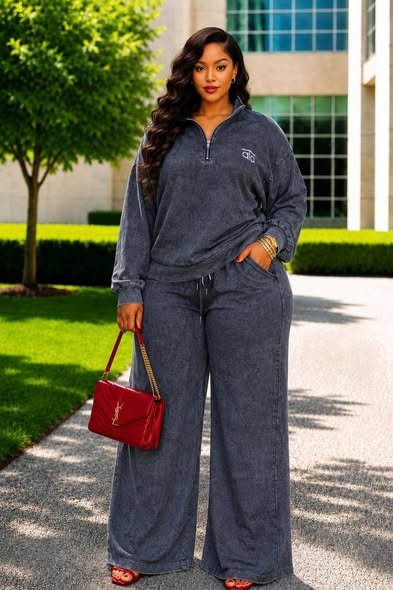Tracksuits photo 2