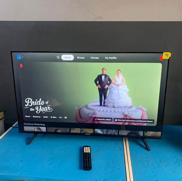 Hisense 40 inch Smart Tv photo 4