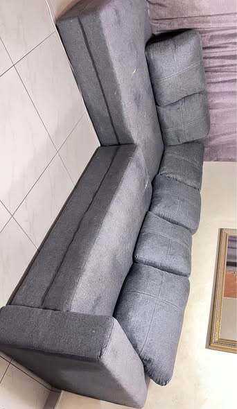 L-Couch with 6 pillows photo 4