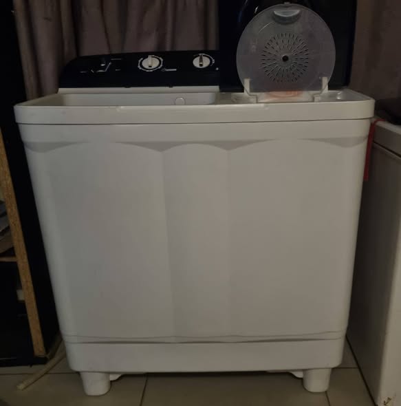 Washing machine photo 2