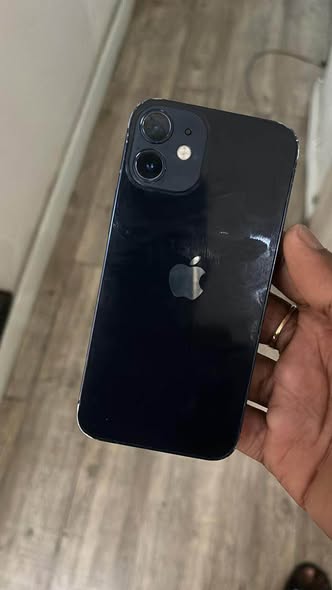 iPhone 12 Mini photo 2