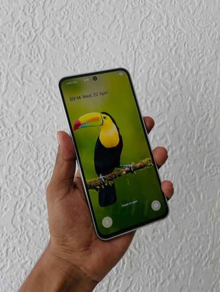 SAMSUNG GALAXY A36 5G photo 1