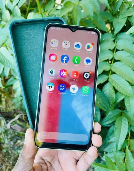 SAMSUNG A14 photo 1