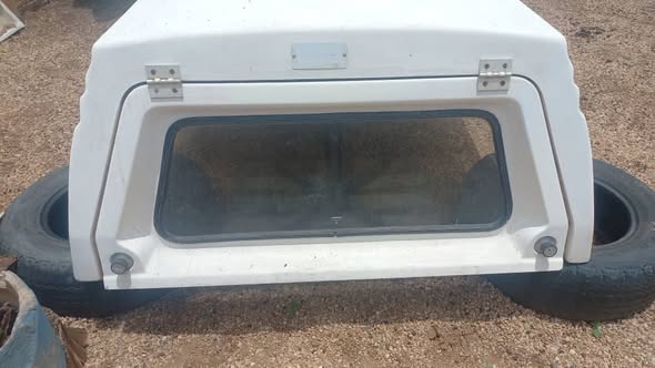 Nissan NP300 single cab canopy photo 4