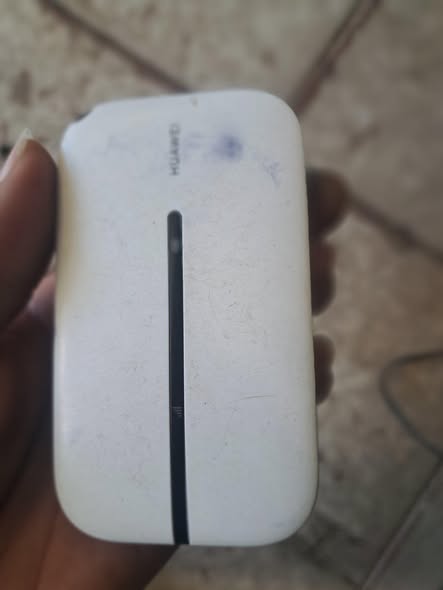 Pocket wifi photo 2