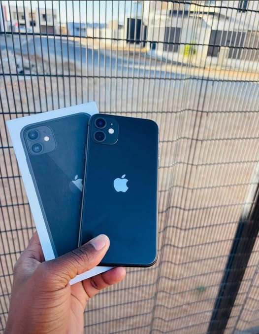 iPhone 11 photo 1