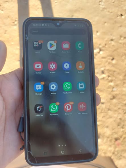 Samsung a10s photo 3