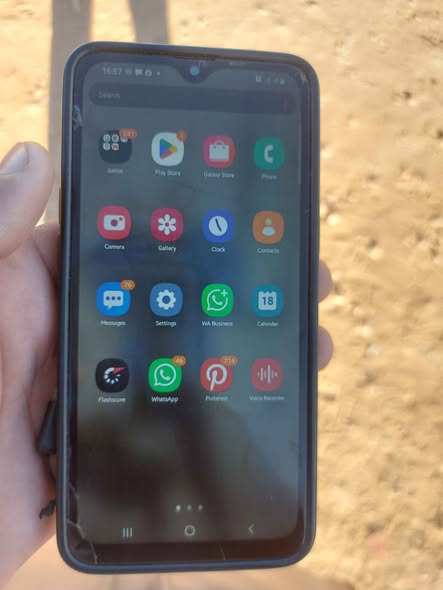 Samsung a10s photo 4
