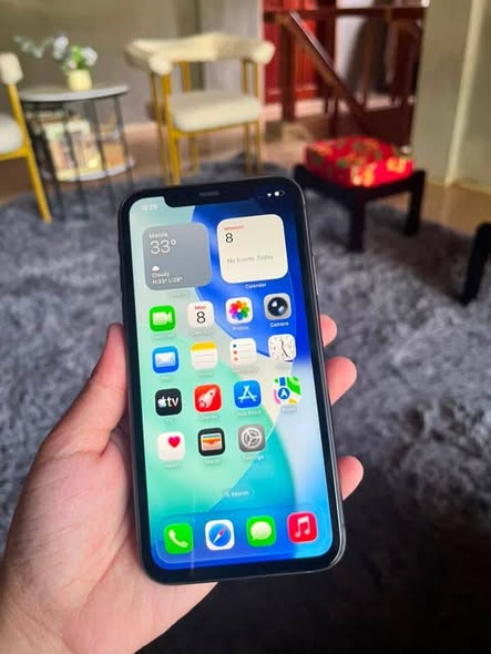 IPhone 11 photo 2