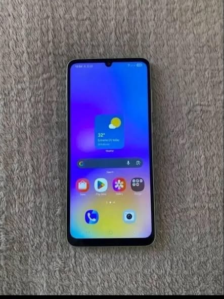 Samsung A05 photo 1
