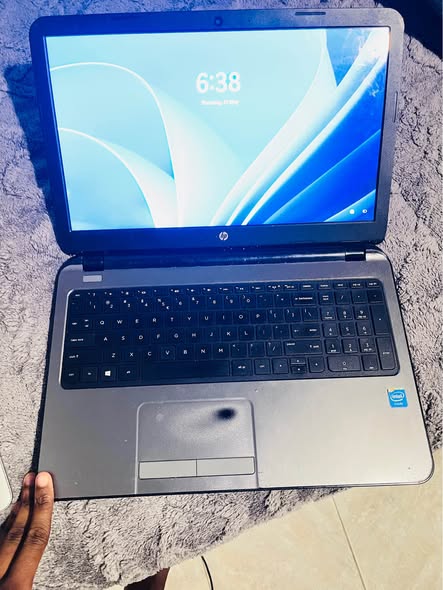 HP Core i3 photo 1
