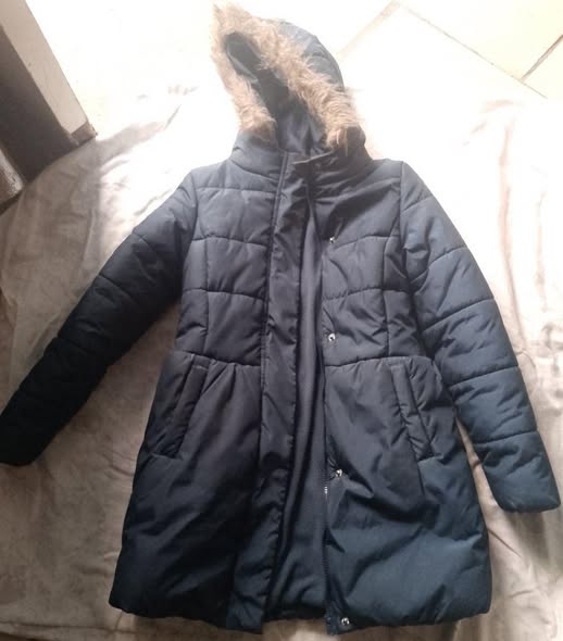 Second hand neat thick jacket for girls age 9/10 photo 1