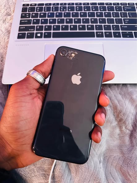iPhone 8 photo 3