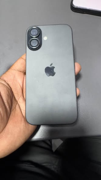 iPhone 16 (iStore Version) – 256GB photo 3
