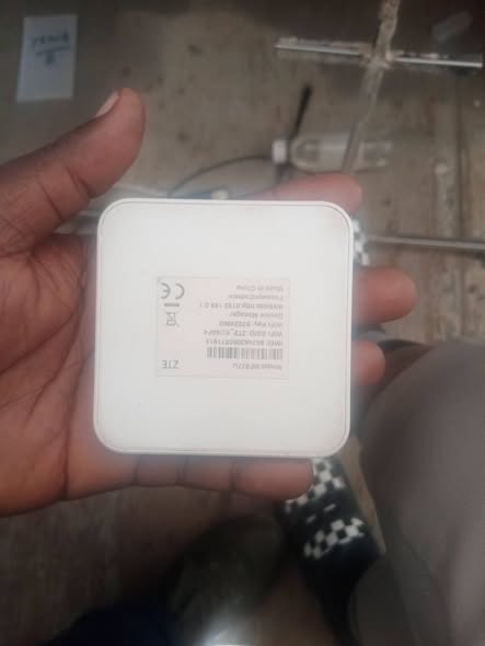 Pocket wifi photo 2