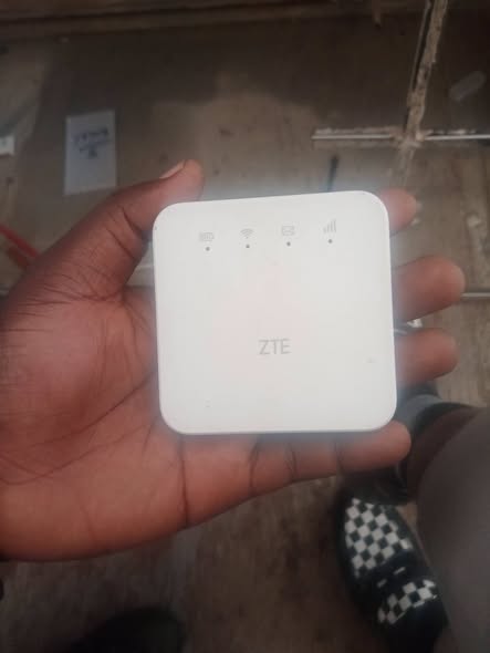 Pocket wifi photo 1