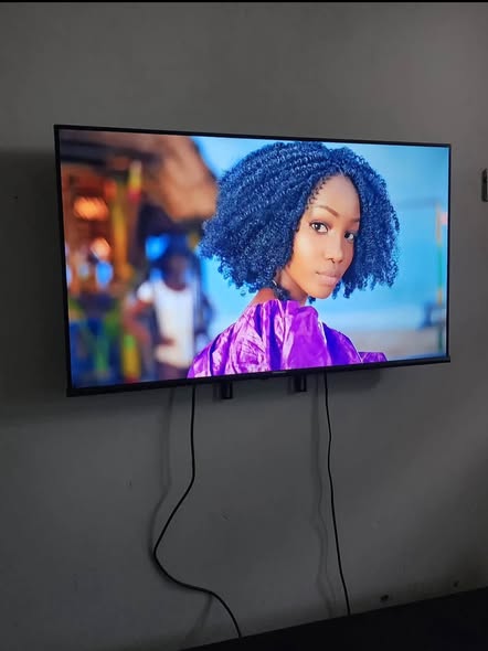 55 inch Hisense TV with Remote photo 2