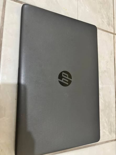 HP 250 G5 INTEL CORE i5 (8th GEN) LAPTOP photo 2
