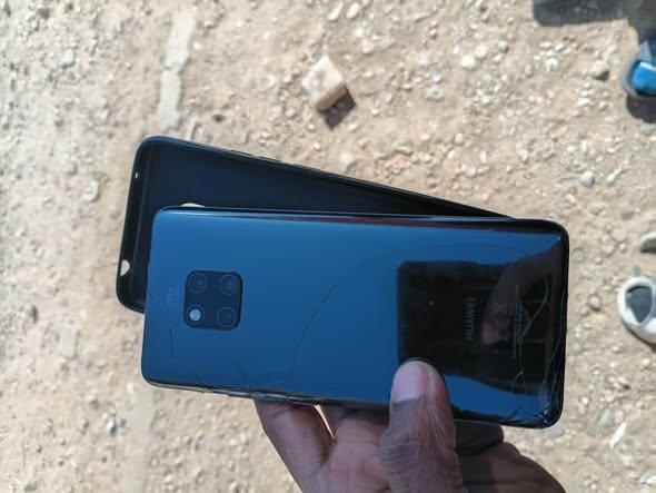 Huawei mate 20 pro 128GB photo 3