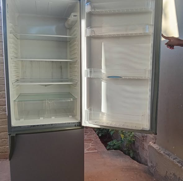 Second hand fridge photo 2