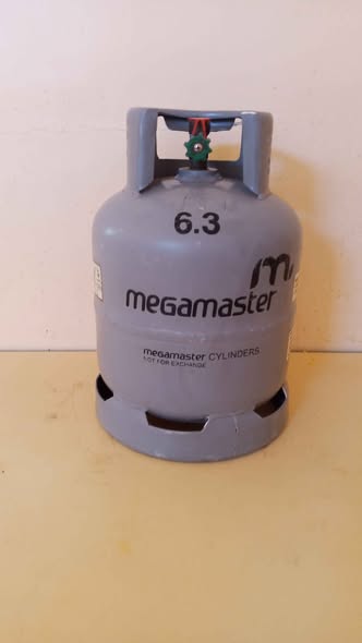 4.5kg Gas Cylinder (has gas in it) photo 1