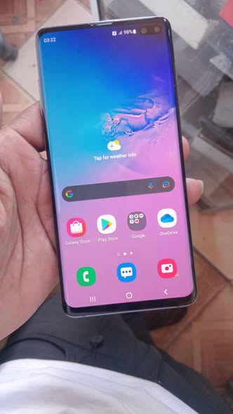 Samsung galaxy s10 + photo 2