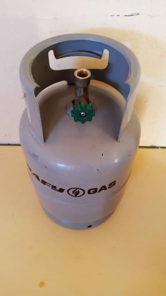 3kg Empty Gas Cylinder + Cooker Top photo 4