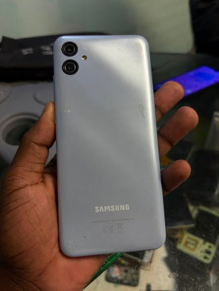 Samsung A04e photo 1