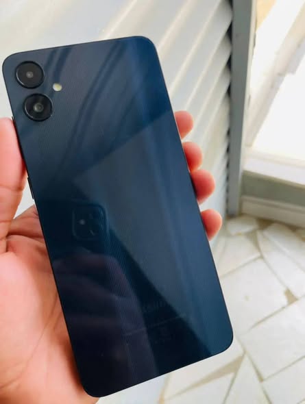 Samsung A05 photo 2