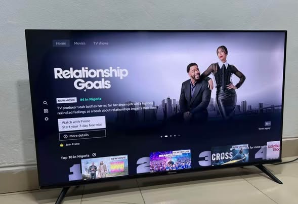 Hisense 40 inch Smart Tv with smart remote photo 2