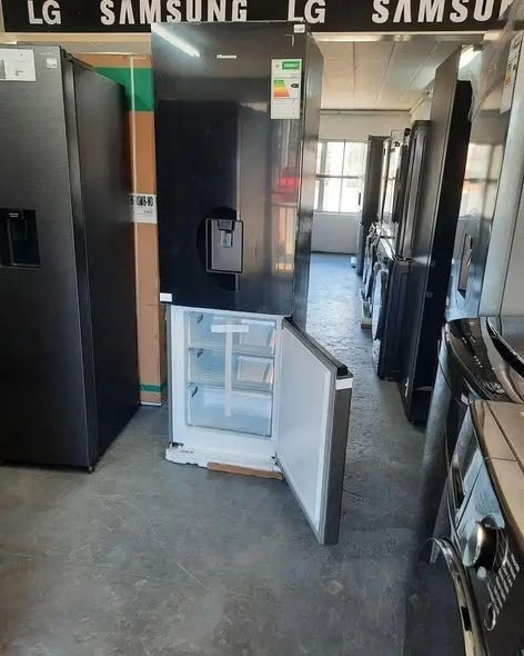 Refrigerators photo 3