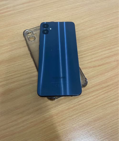 Samsung A05 photo 1