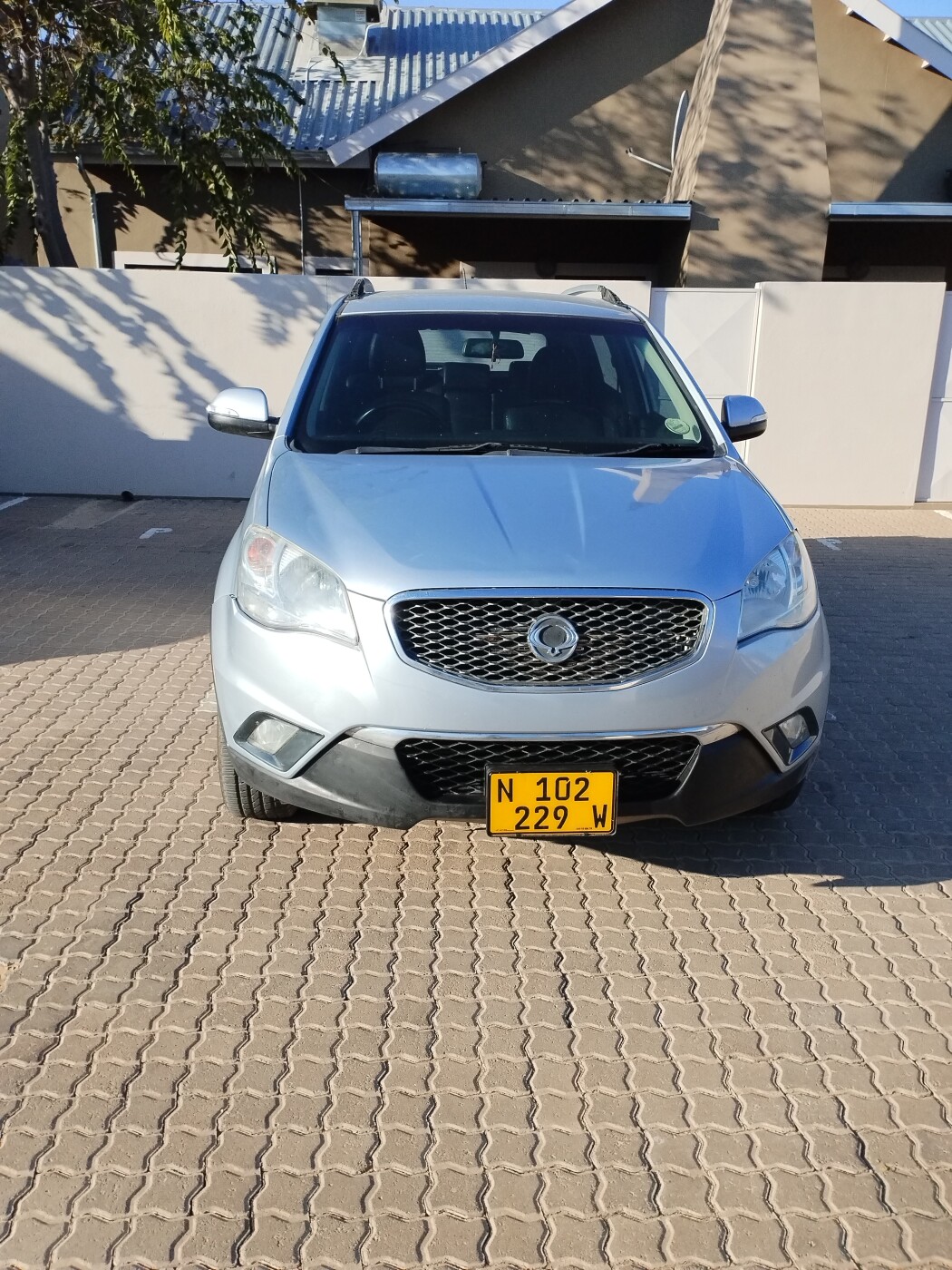 Ssangyong Korando 2015 SUV for sale photo 3