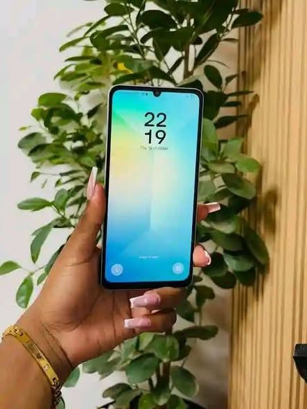 Samsung A06 photo 1