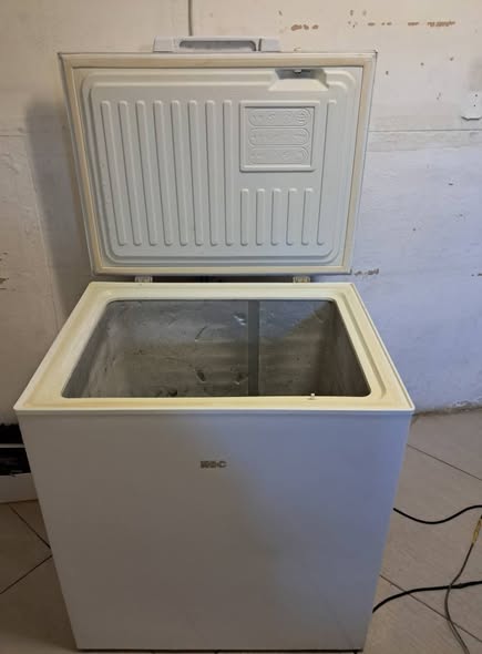 Deep freezer photo 2