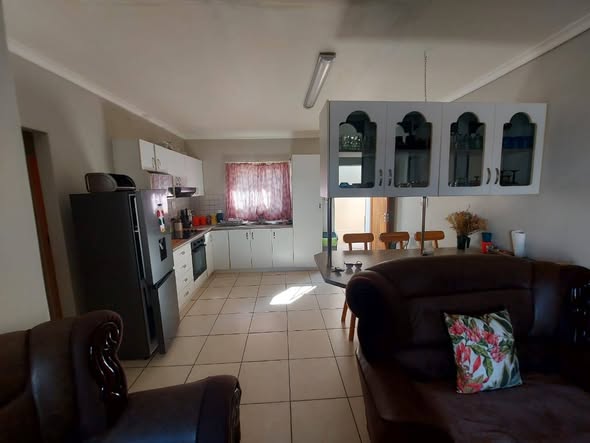 3 Bedroom Townhouse For Sale In Okahandja In Town photo 1