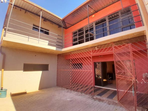 Four Bedroom House For Sale In Okahandja Smarties photo 2