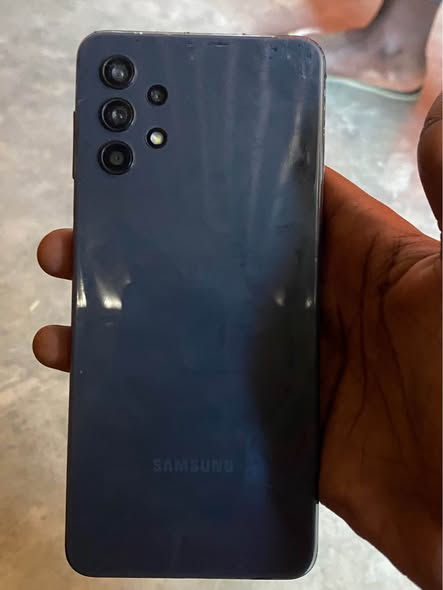 Samsung A32 photo 1