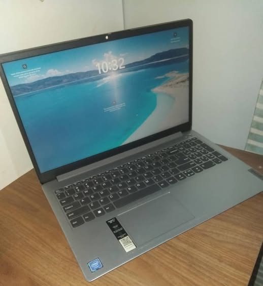 Lenovo Ideapad photo 1