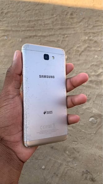 Samsung j7 prime photo 2