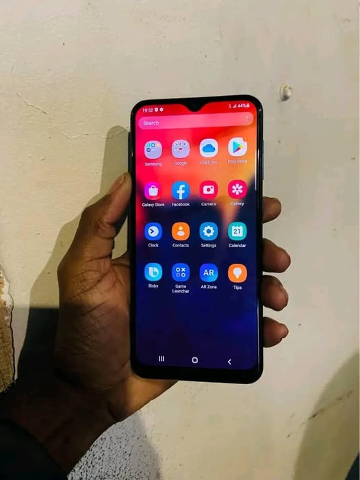Samsung A50 photo 1