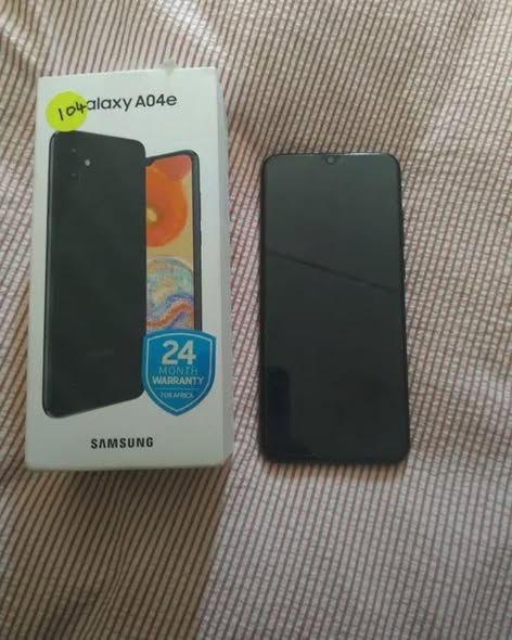 Samsung A04e photo 1