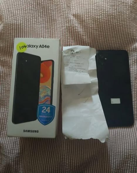 Samsung A04e photo 2