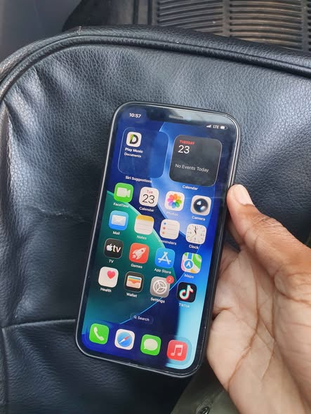 Iphone 12 pro 128 gig photo 2