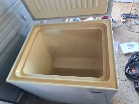 Kic 210L electric deep freezer photo 3