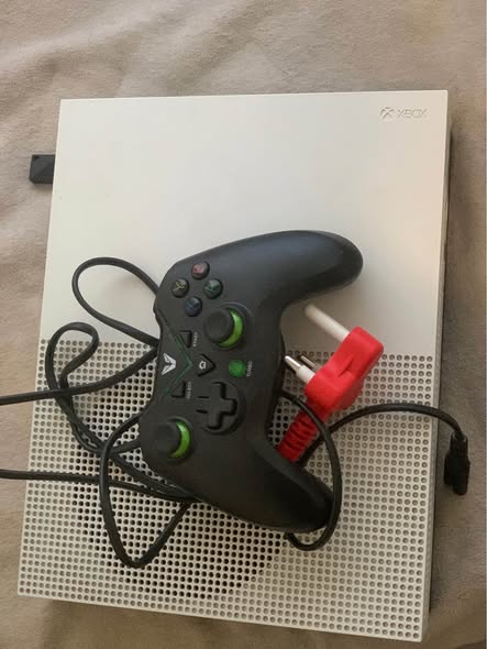 Xbox oneS photo 1